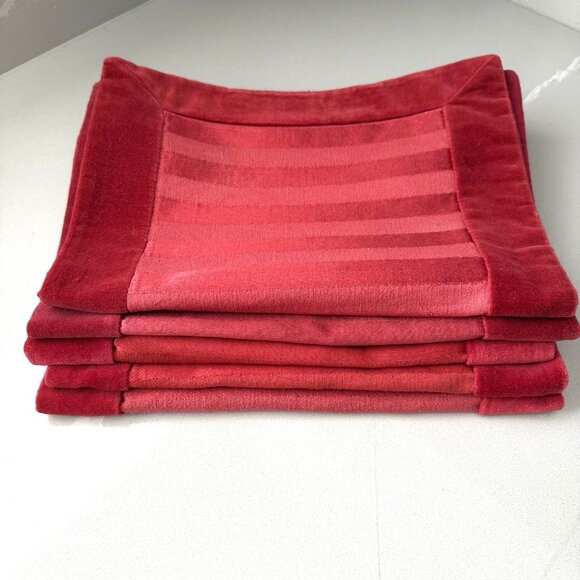 Pier 1 Imports Set of 5 Red Placemats Velvet Stripes Holiday Any Party 13X19" - Picture 8 of 8